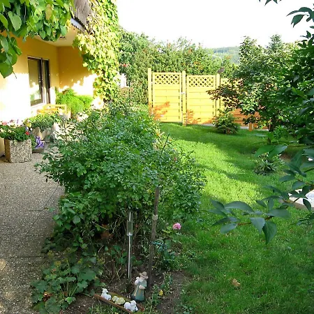 Vakantiehuis Ferienwohnung Sommerberg - Bayerische Rhon